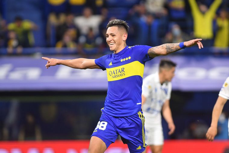 FOTO: Luis Vázquez festeja el tanto que le dio la victoria a Boca. 