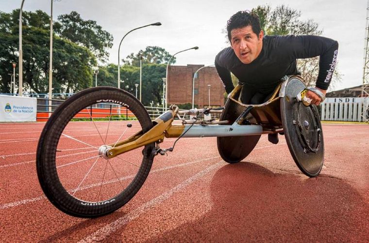 FOTO: Alejandro Maldonado, multicampeón en atletismo en silla de ruedas