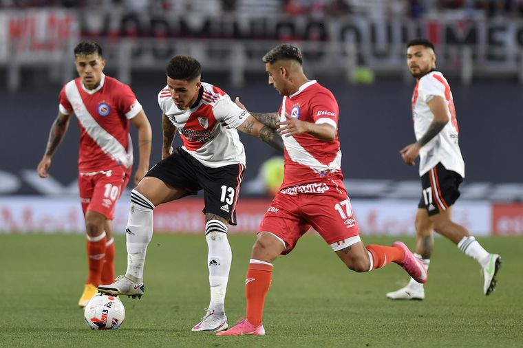 River y Argentinos Juniors, cruce atractivo en el Monumental.