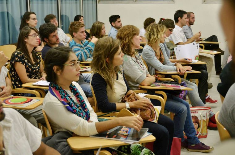 FOTO: CABA lanzó becas federales para estudiantes cordobeses