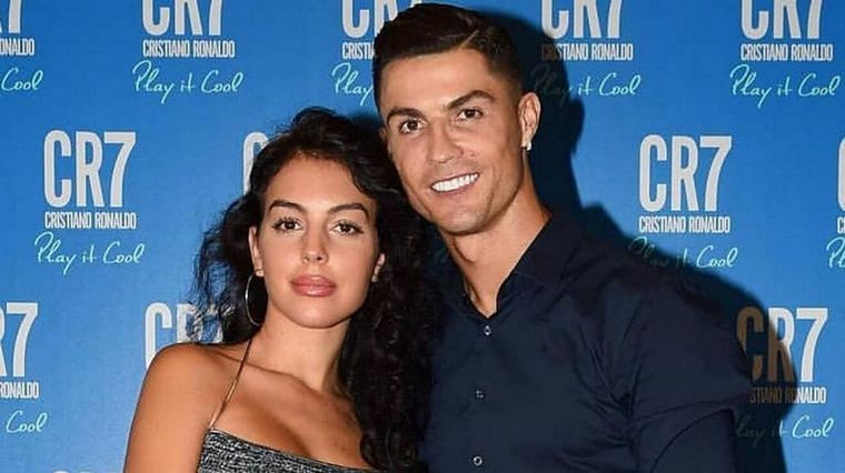 FOTO: Georgina Rodríguez y Cristiano Ronaldo esperan gemelos.