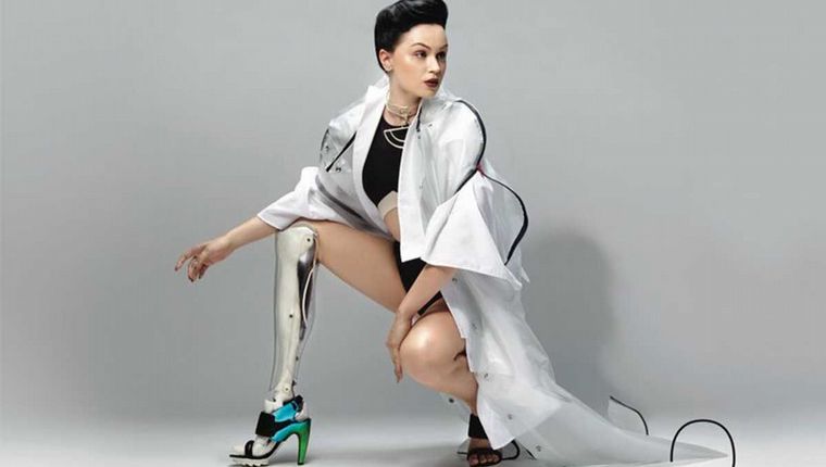 Viktoria Modesta