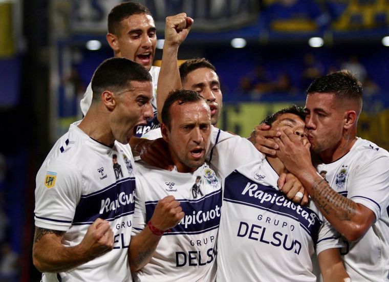 FOTO: El "Pulga" Rodríguez marcó el gol del triunfo
