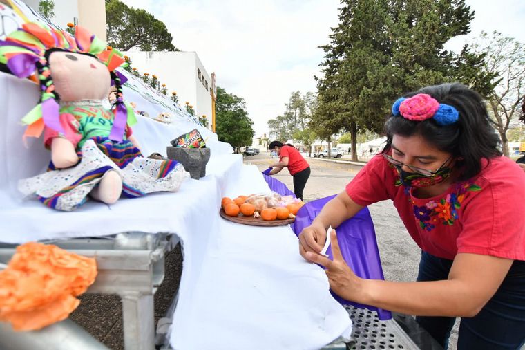 FOTO: La comunidad mexicana celebra el Día de Muertos en Córdoba.