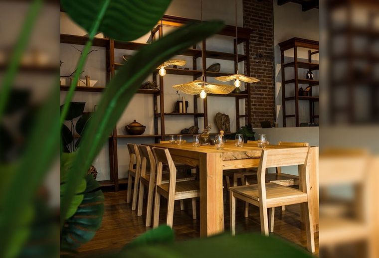 El restorán está inspirado en el arte wabi-sabi (el arte de la imperfección).