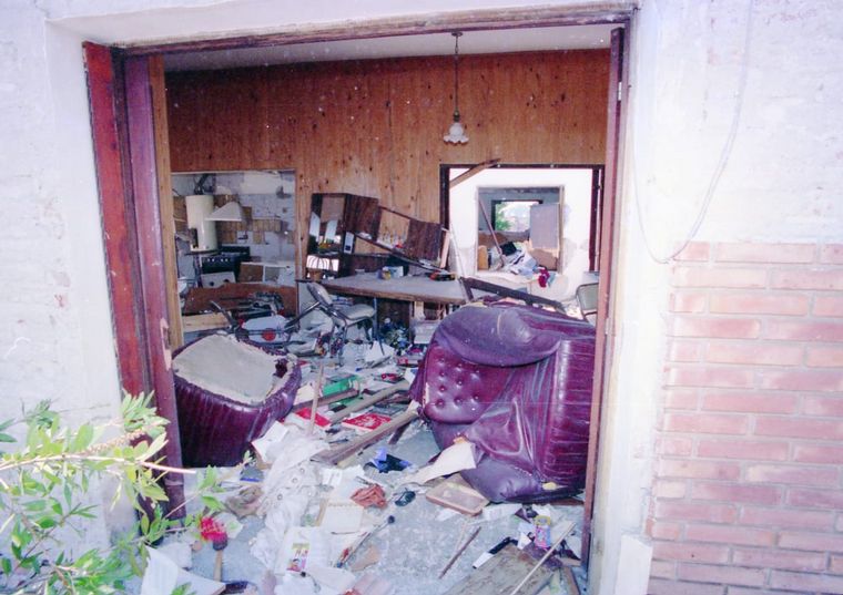 Impactantes imágenes de una jornada sumida en la tragedia