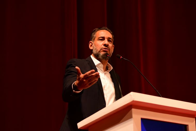 Miguel Siciliano llamó a los productores de espectáculos a no bajar los brazos.