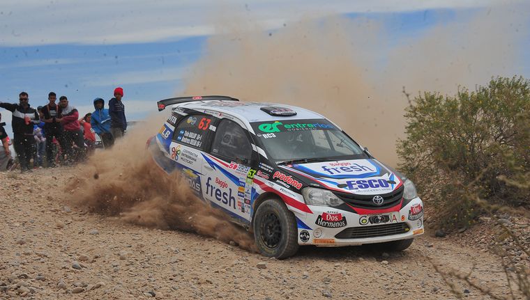 Ballay (Etios) se puede llevar el título de Catamarca en RC3 Junior.