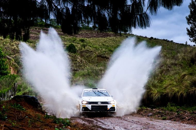 Padilla con el Polo domina con 4PE la Maxi Rally.