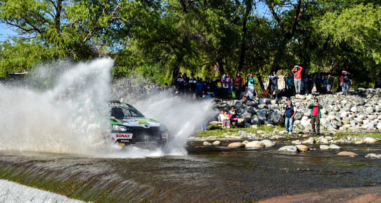 Cancio y su Skoda a fondo para ser campeón #R5 FIA en Catamarca.