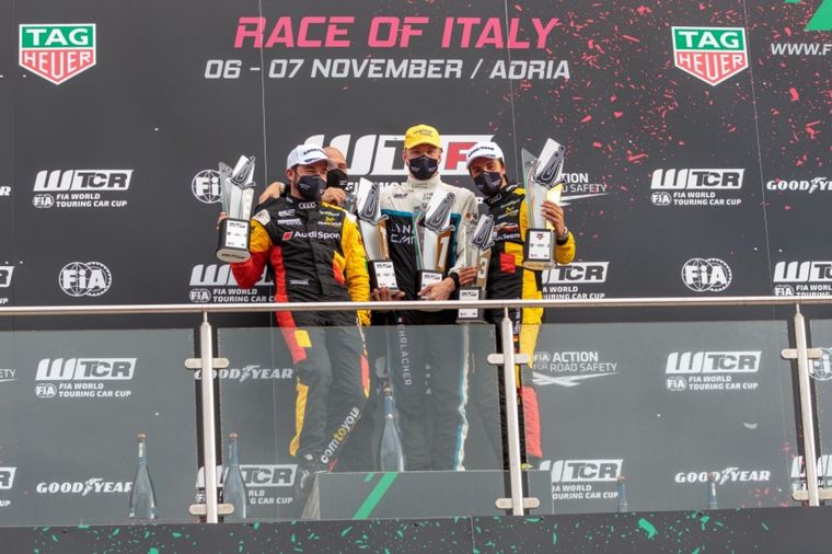 Ehrlacher, Verbisch y Magnus, el podio de la Carrera 2 en Italia