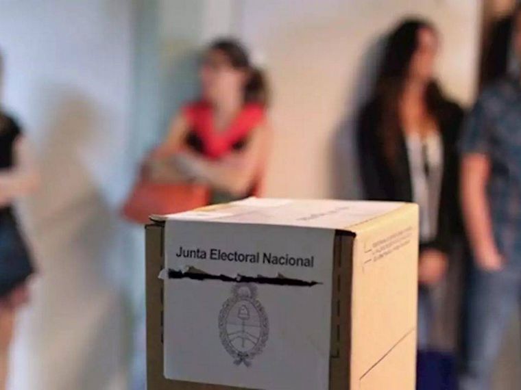 FOTO: Elecciones en Chubut: un final abierto.