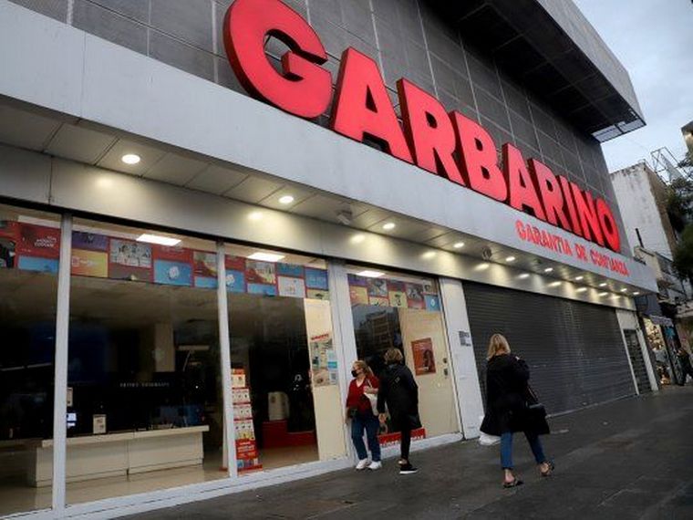 Garbarino envió 1.800 telegramas de despido