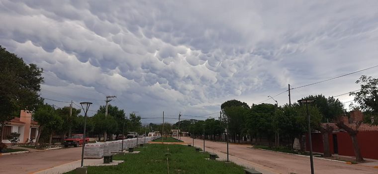FOTO: Durante la tormenta se registraron nubes mammatus.