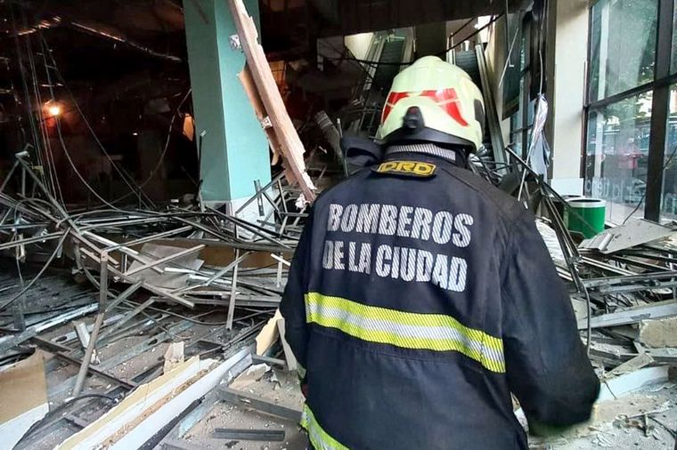FOTO: Se derrumbó el Cinemark del barrio porteño de Palermo.