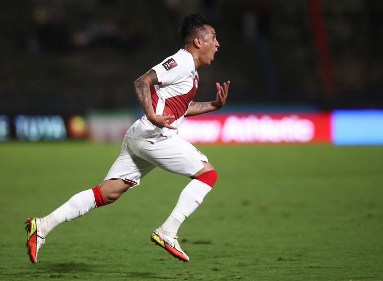 Perú venció por 1-2 a Venezuela en Caracas