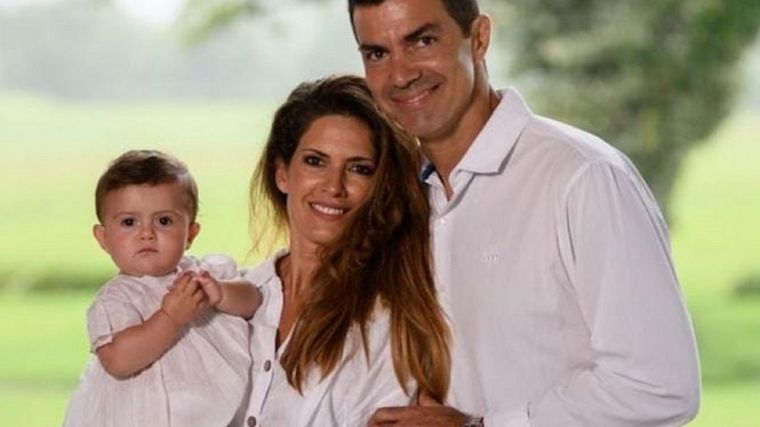 FOTO: Isabel Macedo y Juan Manuel Urtubey anunciaron la llegada de Julia, su segunda hija.