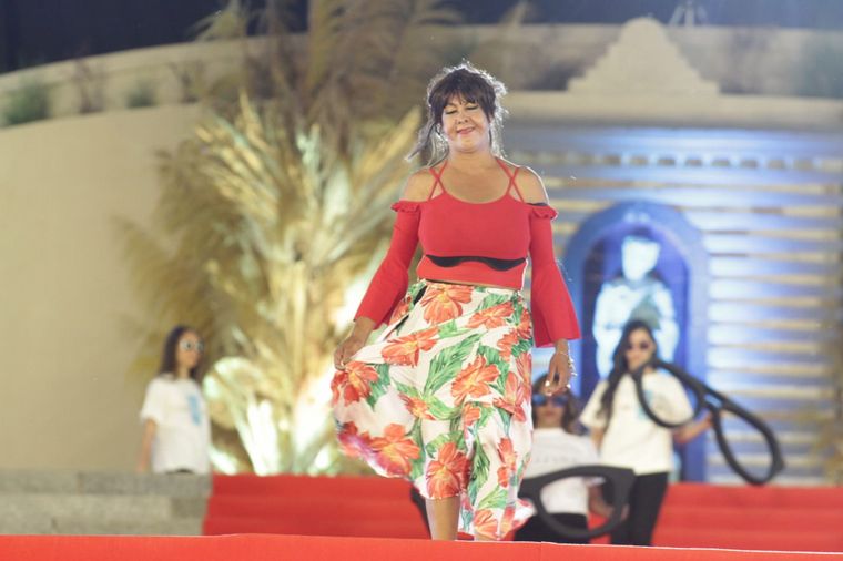 El Desfile Real llena de glamour el Parque Sarmiento.