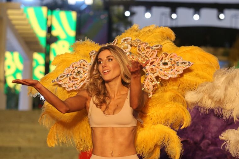 El Desfile Real llena de glamour el Parque Sarmiento.
