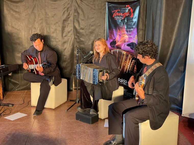 Contramano Tango 4 presentó su música en Siempre Juntos