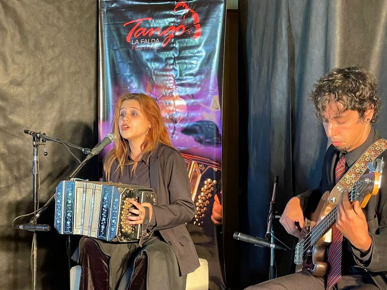 Contramano Tango 4 presentó su música en Siempre Juntos