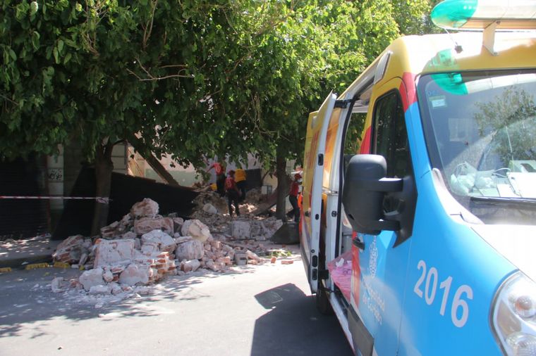 AUDIO: Testimonio de un vecino que ayudó tras el derrumbe en la casona de Alta Córdoba.