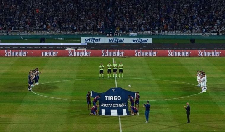 FOTO: La apertura de Bocha en honor a Thiago: 