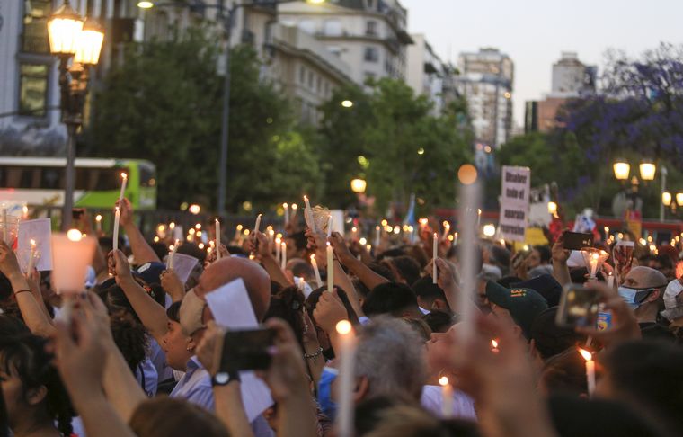 FOTO: Marcha en Buenos Aires en reclamo de justicia por Lucas