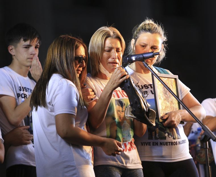 Marcha en Buenos Aires en reclamo de justicia por Lucas