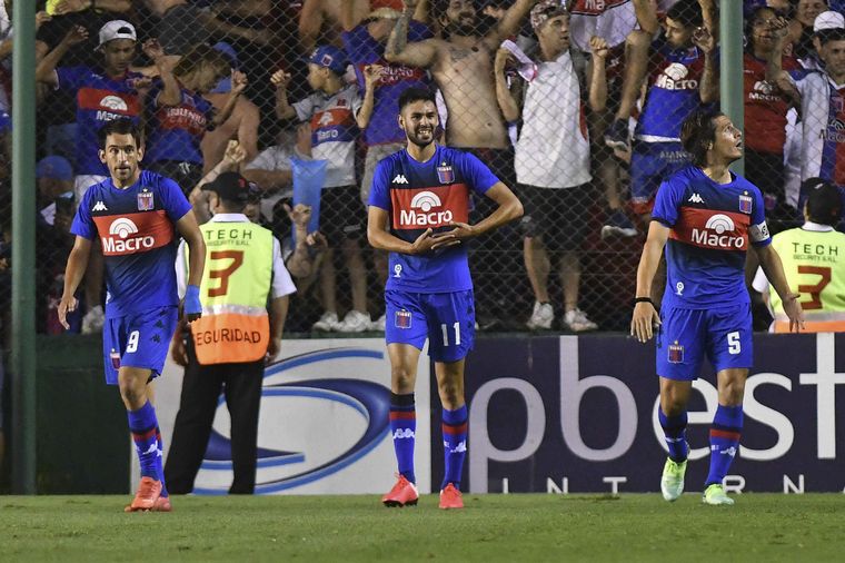 Tigre venció 1-0 a Barracas Central y volvió a Primera