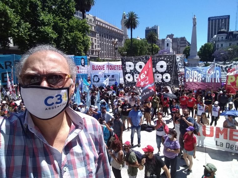 FOTO: Marcha a Plaza de Mayo en rechazo al acuerdo con el FMI