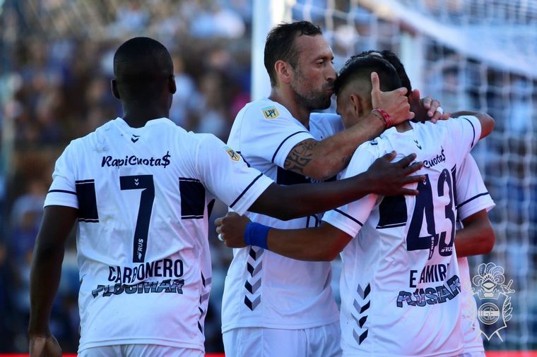 Gimnasia se impone ante Talleres en