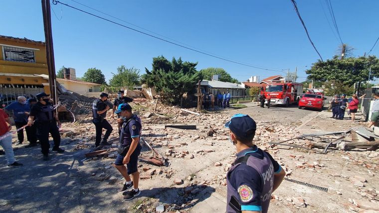 Reducida a escombros, así quedó la casa tras la explosión en barrio Marqués.