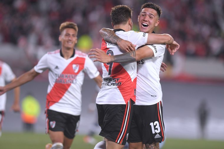 River Plate , que enfrenta a Racing por la 22da. fecha del torneo de la Liga Profesio