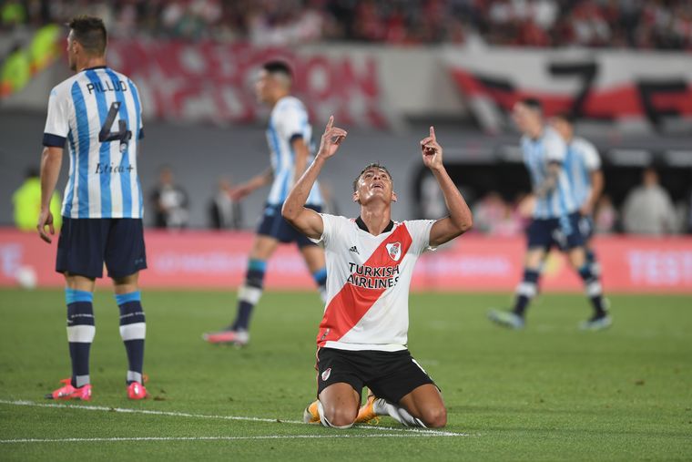 River se impone por el título ante Racing en el Monumental.