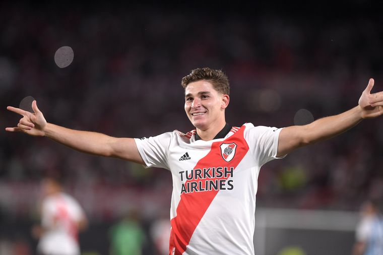 River se impone por el título ante Racing en el Monumental.