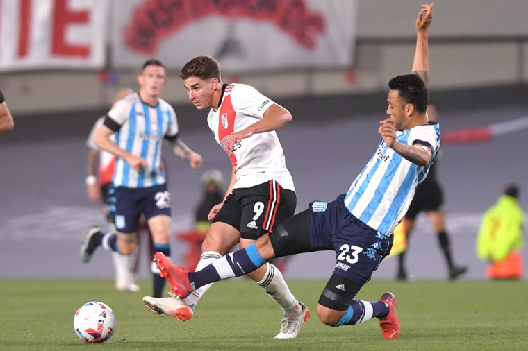 Las postales de una noche soñada en el Monumental.