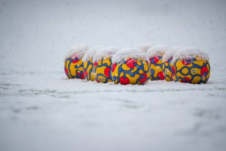 FOTO: Suspenden el partido de Tottenham en la Premier por la nieve 