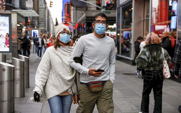 FOTO: Nueva York declara estado de emergencia por la cepa ómicron