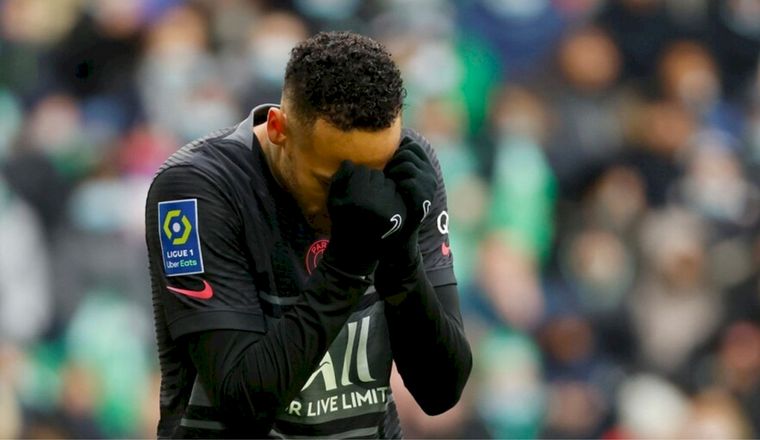 Neymar se perdería alrededor de 10 fechas en la Ligue 1.