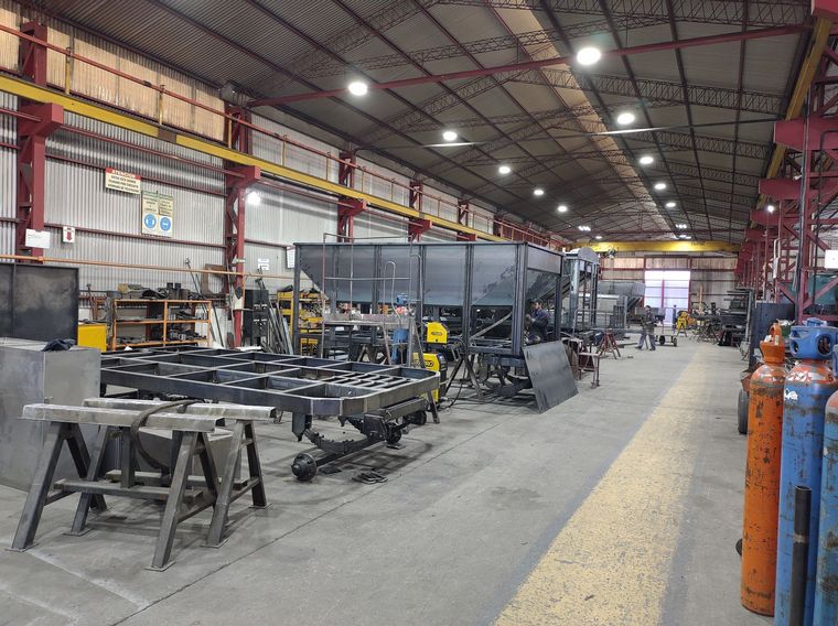 La empresa mejora procesos para hacer frente a una demanda sostenida.