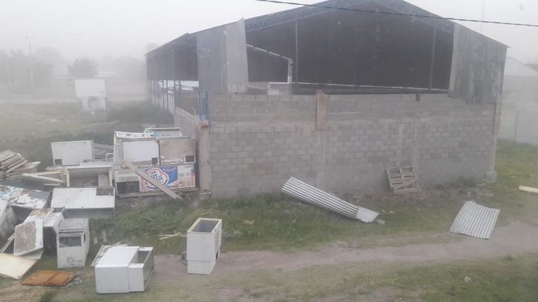 Las ráfagas de viento provocaron inconvenientes en La Toma.