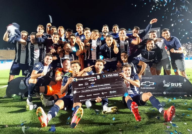 Los jugadores de Talleres, celebrando el pase a la final.