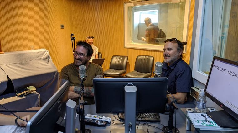 AUDIO: La Vela Puerca visitó los estudios de Cadena 3 antes de su show en Córdoba.