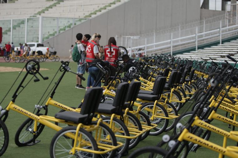 Fundación Jean Maggi entrega 1000 bicicletas adaptadas