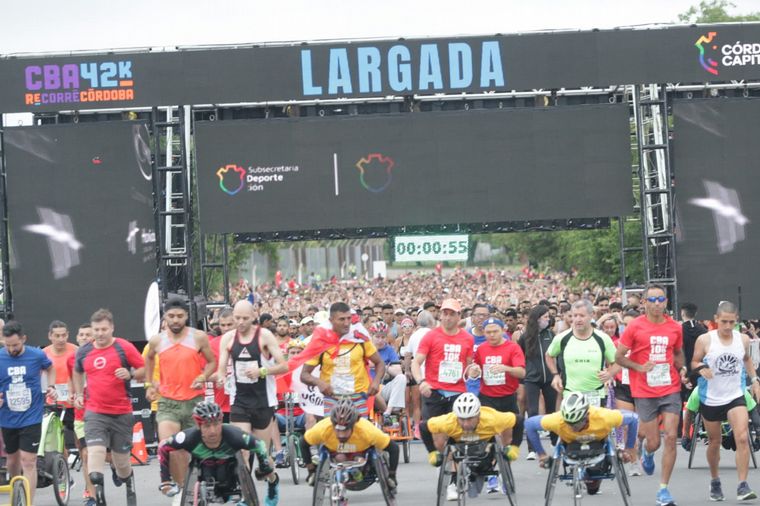 FOTO: Largó la maratón Córdoba