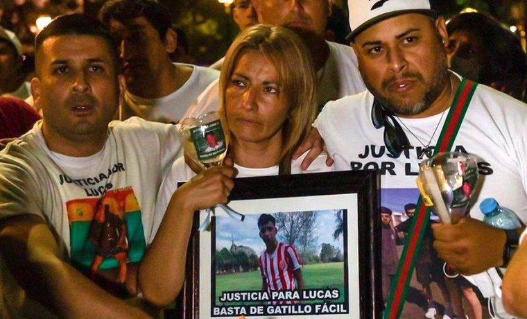 FOTO: La familia de Lucas González reclama Justicia.