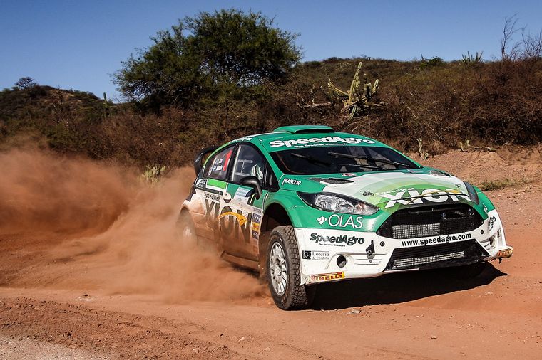 Díaz y su Fiesta ocupan la 3° posición en Maxi Rally.