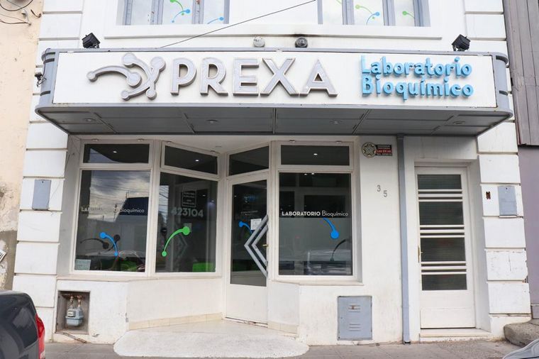 Prexa laboratorio ofrece servicio de análisis en lengua de señas