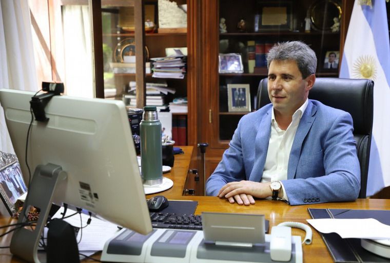 La iniciativa fue promovida por Sergio Uñac.